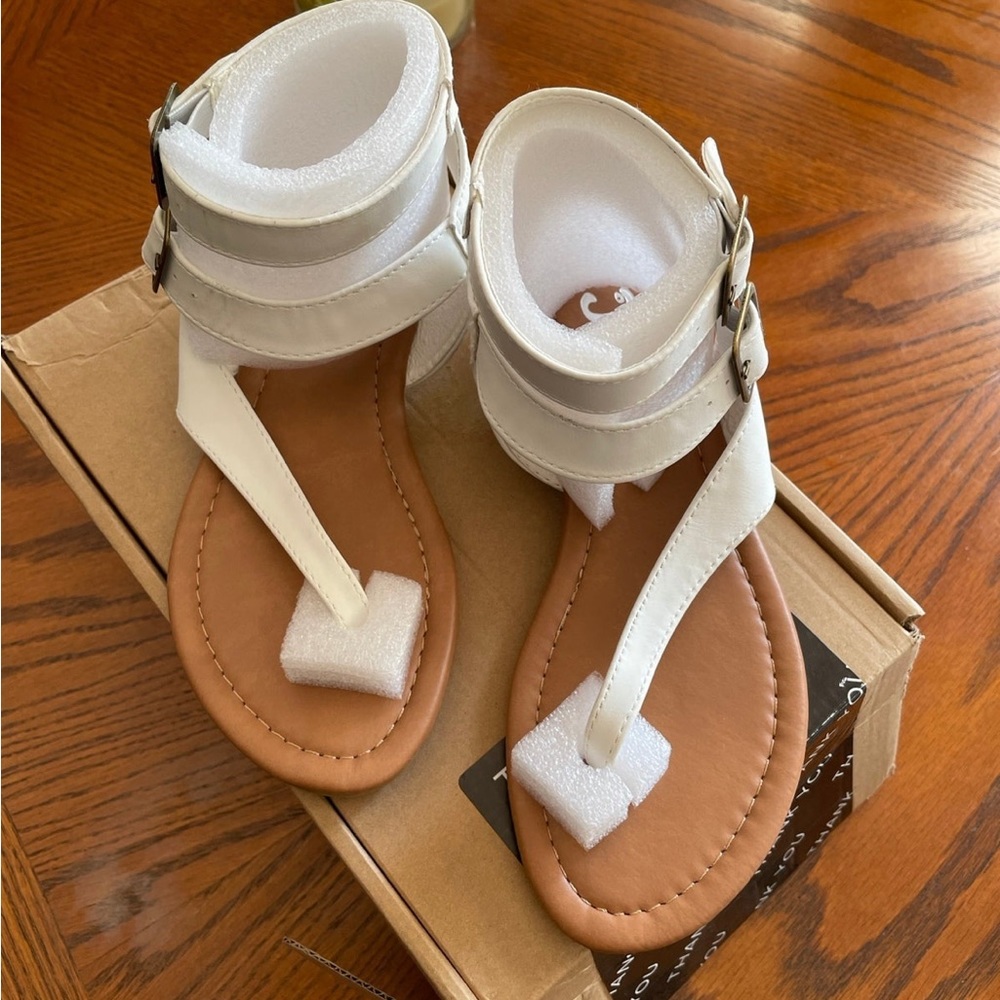 Women’s Journee 5 1/2 Sandals